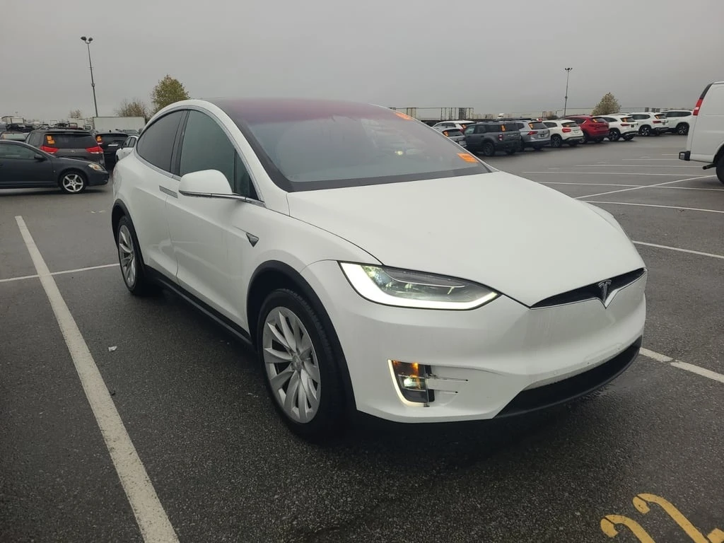 Tesla Model X * LONG RANGE PLUS * CARFAX * БЕЗ ПЪРВОНАЧАЛНА ВНОС - изображение 2
