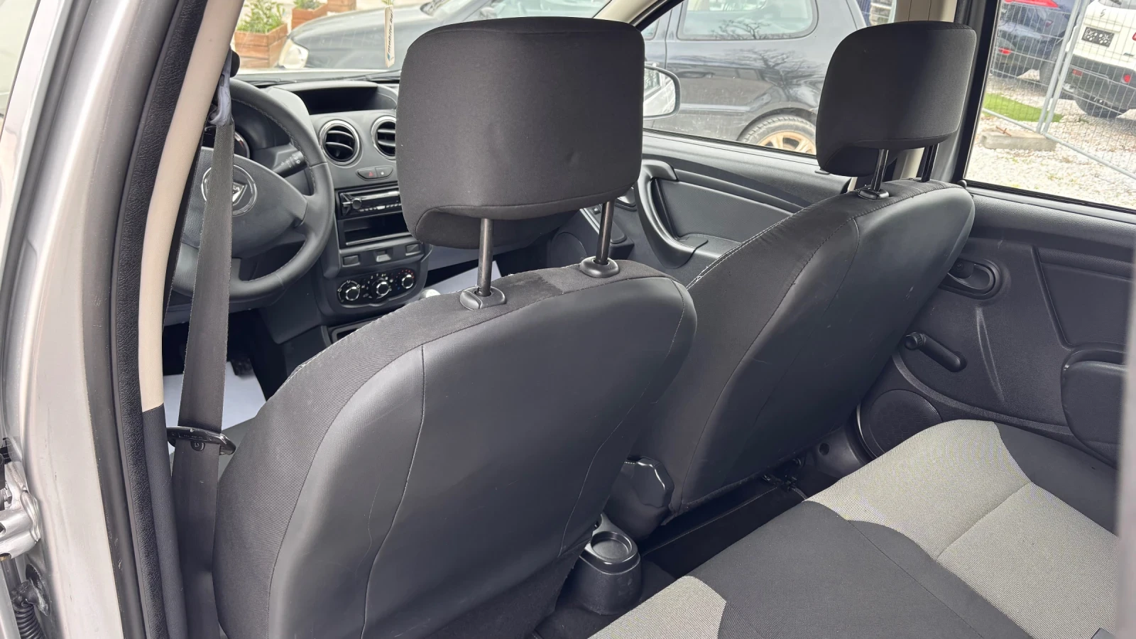 Dacia Duster Нов внос от Италия, снимка 6 - Автомобили и джипове - 54149281