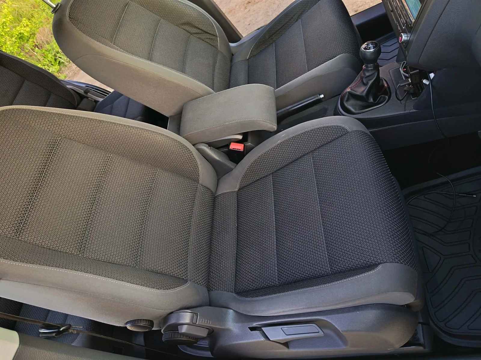 VW Touareg 2.0 TDI CR, снимка 7 - Автомобили и джипове - 54481458