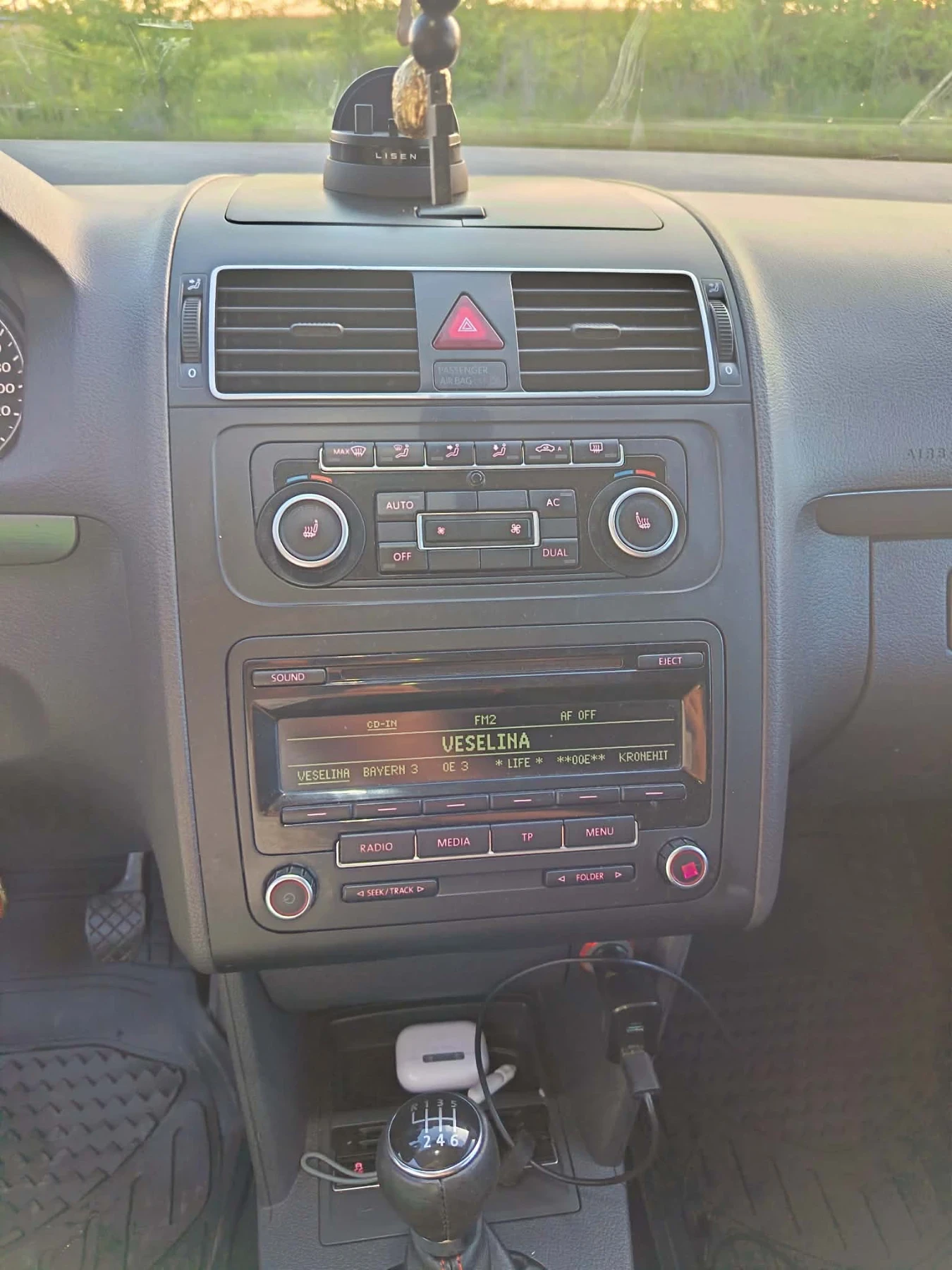 VW Touareg 2.0 TDI CR, снимка 17 - Автомобили и джипове - 54481458