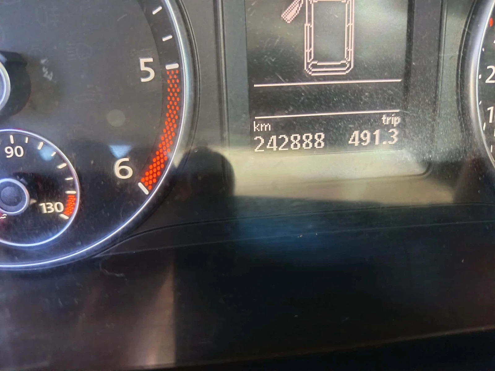 VW Touareg 2.0 TDI CR, снимка 15 - Автомобили и джипове - 54481458
