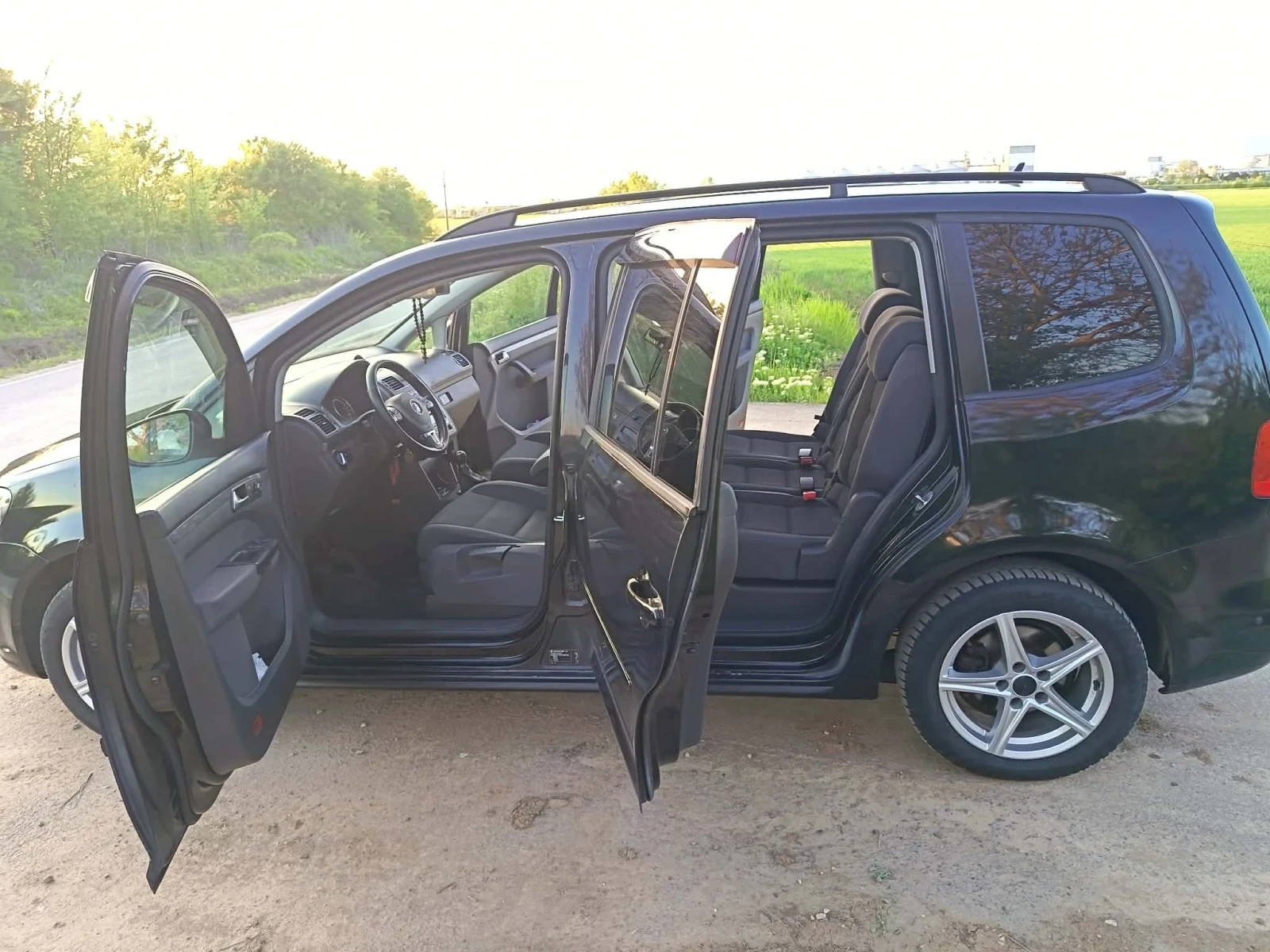 VW Touareg 2.0 TDI CR, снимка 5 - Автомобили и джипове - 54481458