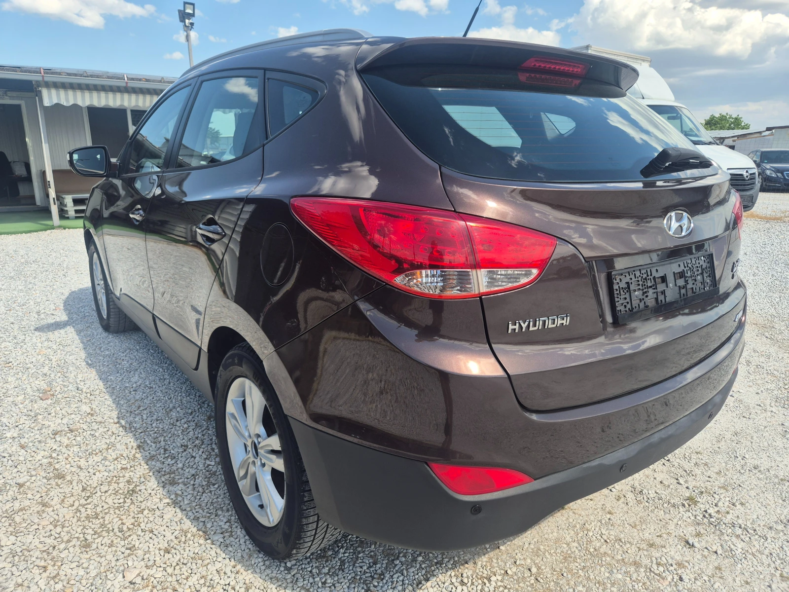 Hyundai IX35 2.0 Diesel 4×4, снимка 4 - Автомобили и джипове - 54703835