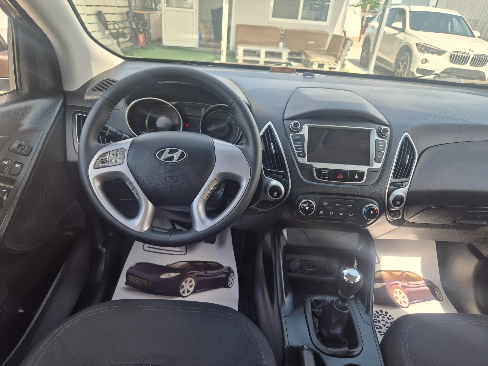 Hyundai IX35 2.0 Diesel 4×4, снимка 9 - Автомобили и джипове - 54703835