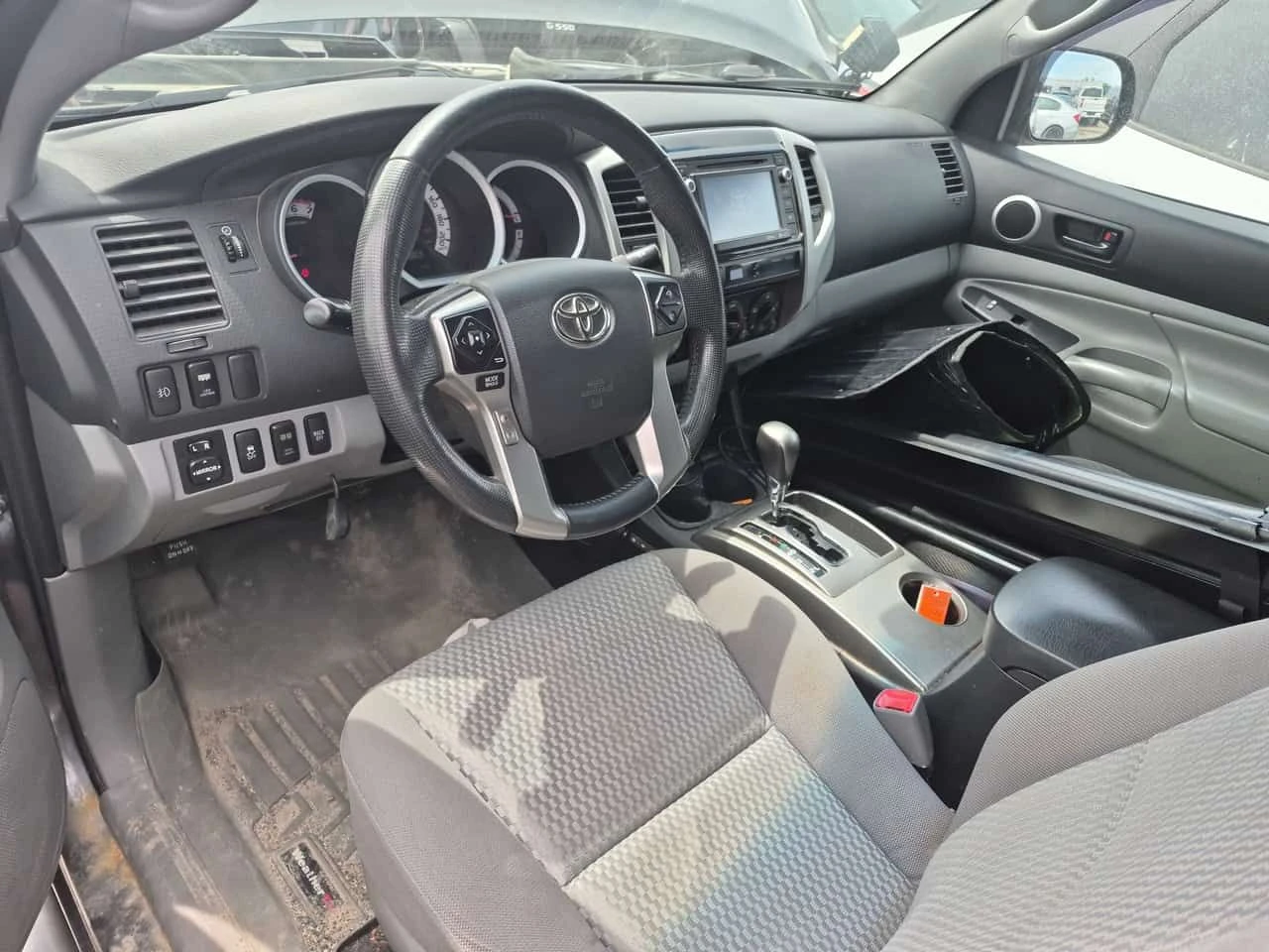 Toyota Tacoma * 4WD Double Cab V6 * CARFAX * АВТОКРЕДИТ, снимка 5 - Автомобили и джипове - 54736668