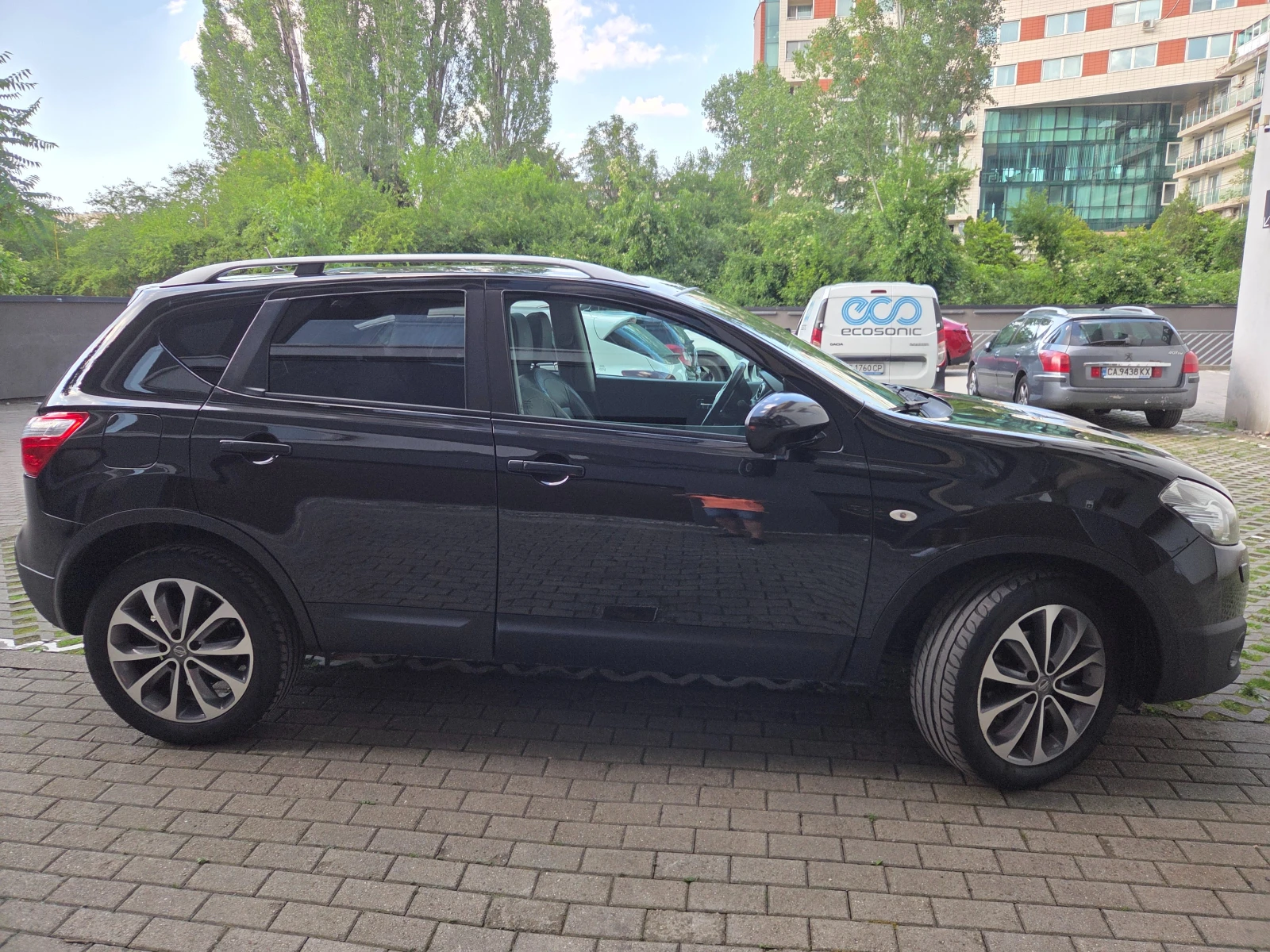 Nissan Qashqai TEKNA-2.0DCI/4x4/Facelift/Avtomat, снимка 5 - Автомобили и джипове - 55069016