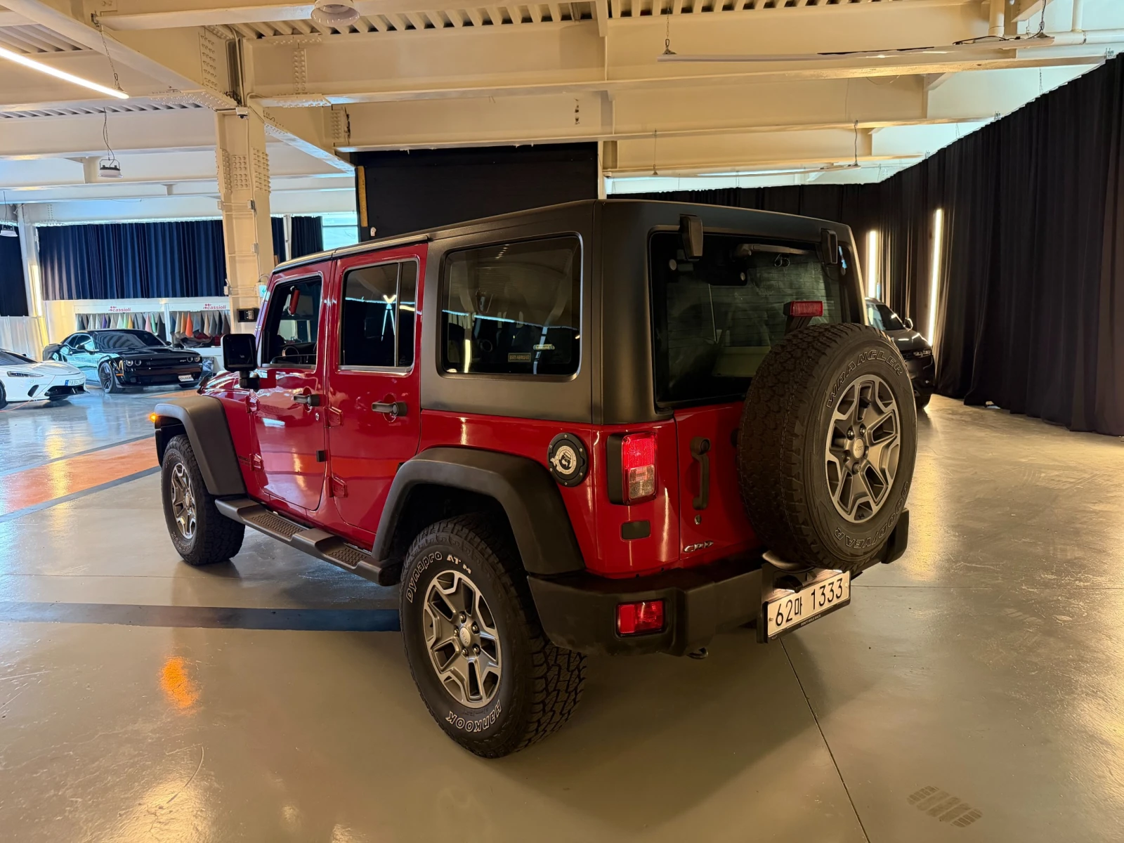 Jeep Wrangler 2.8* 360* КРАЙНА ЦЕНА, снимка 4 - Автомобили и джипове - 55367051