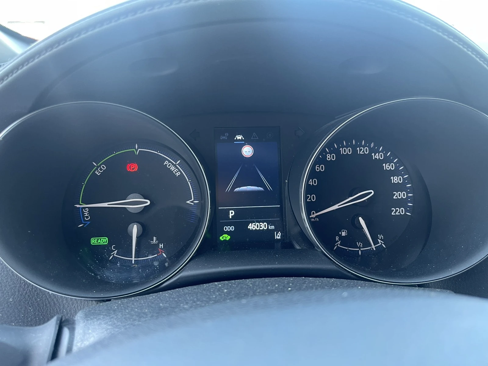 Toyota C-HR 1.8 Hybrid, снимка 8 - Автомобили и джипове - 55663570