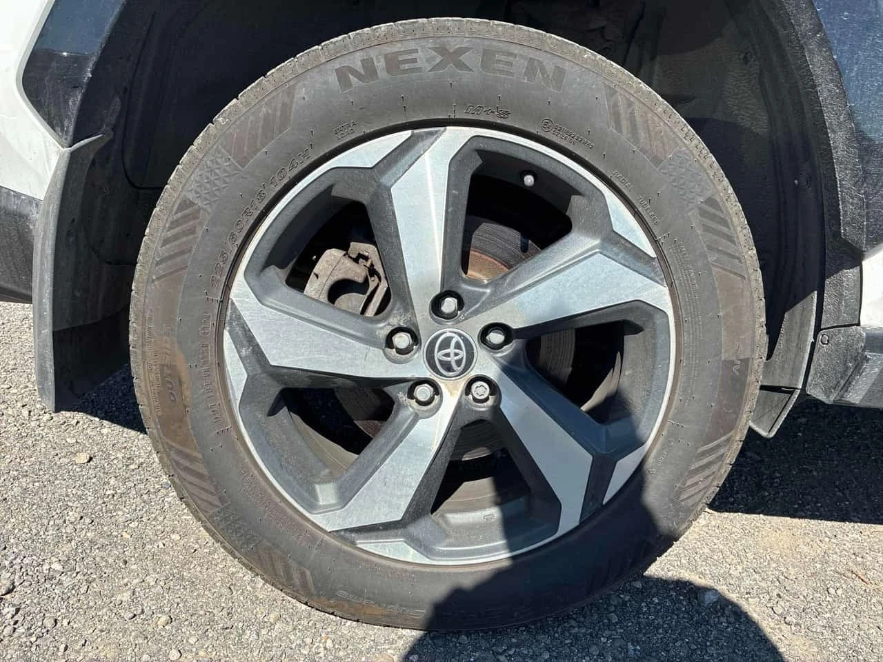 Toyota Rav4 AWD | CARFAX | БЕЗ ИНЦИДЕНТИ, снимка 6 - Автомобили и джипове - 56239778