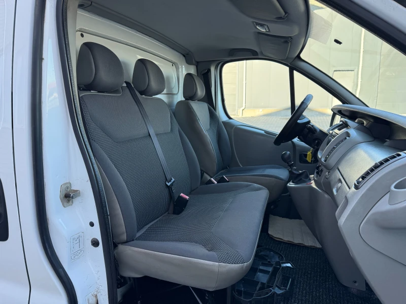 Opel Vivaro MAXI 2.0CDTI 115k.c, снимка 11 - Бусове и автобуси - 48747075