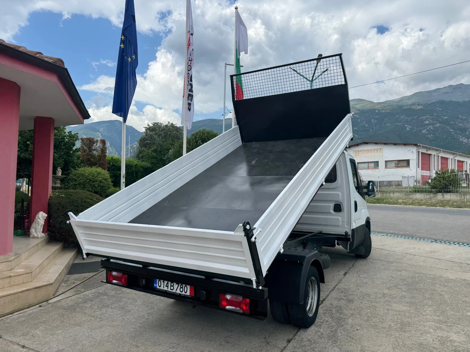 Iveco Daily 35C15* КЛИМАТИК* 3.80м Тристранен самосвал - изображение 6