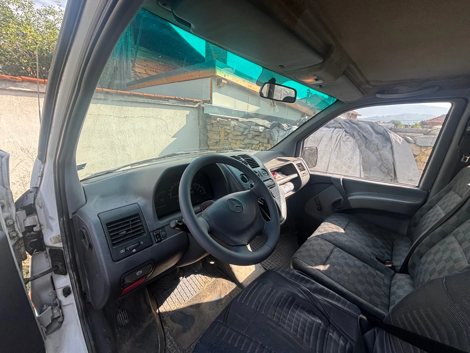 Mercedes-Benz Vito 108 CDI, снимка 5 - Бусове и автобуси - 55873425