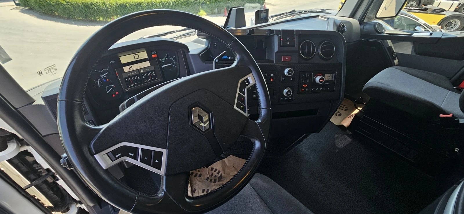 Renault T * 480* ЛИЗИНГ НА НОВИ ФИРМИ* , снимка 5 - Камиони - 55061526