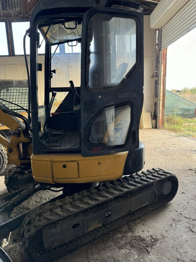 Багер Komatsu PC35MR - 2, снимка 13 - Индустриална техника - 46940648