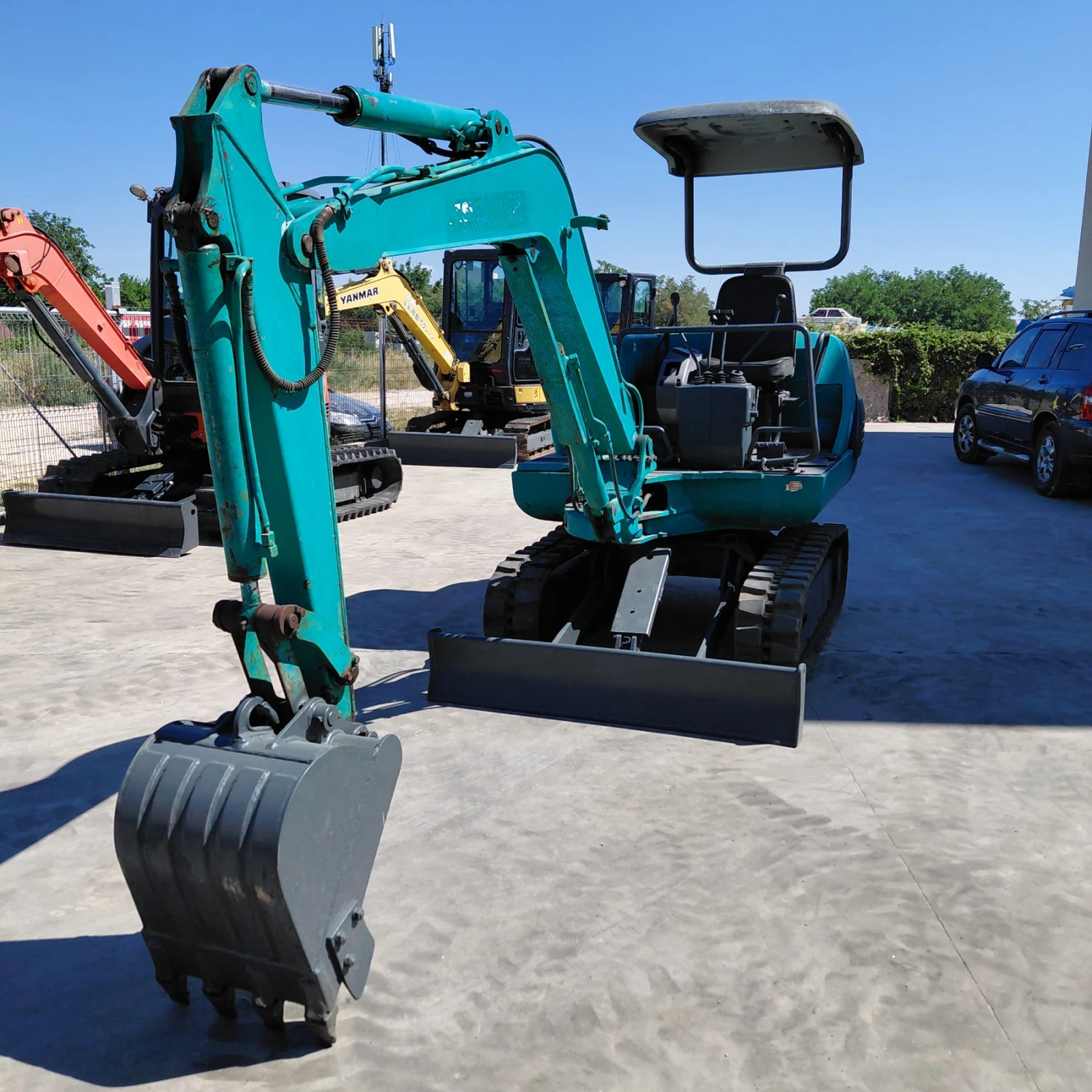 Багер Komatsu PC10-7 * 2.5 ТОНА * ТОП СЪСТОЯНИЕ * , снимка 8 - Индустриална техника - 53263873