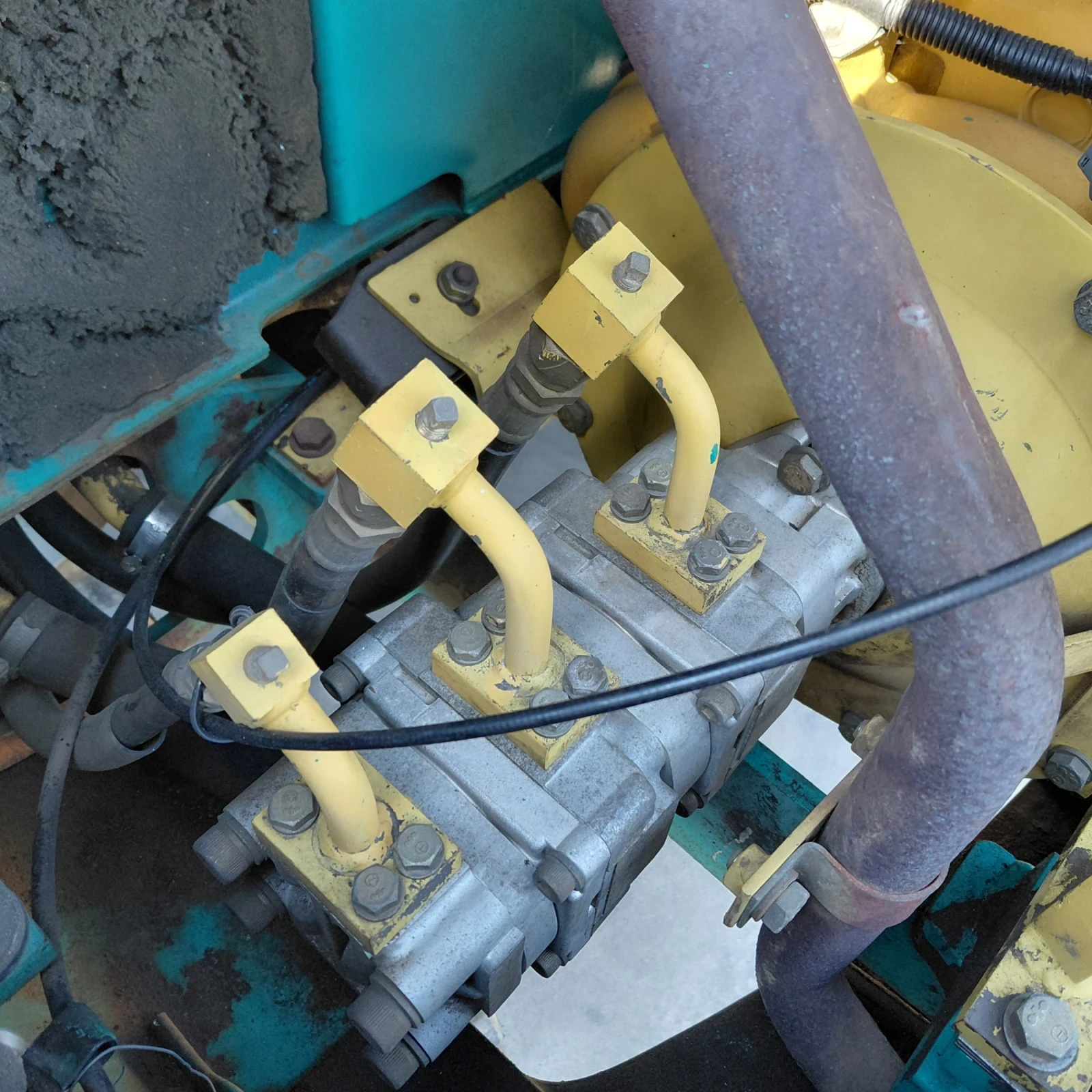 Багер Komatsu PC10-7 * 2.5 ТОНА * ТОП СЪСТОЯНИЕ * , снимка 12 - Индустриална техника - 53263873