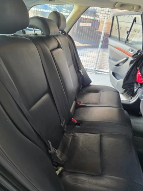 Toyota Avensis Комби, снимка 9