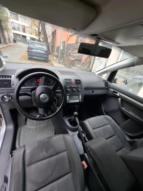 Обява за продажба на VW Touran TDI 2.0 ~4 600 лв. - изображение 4 | Auto.bg Обява за продажба на VW Touran TDI 2.0 ~4 600 лв. - изображение 4