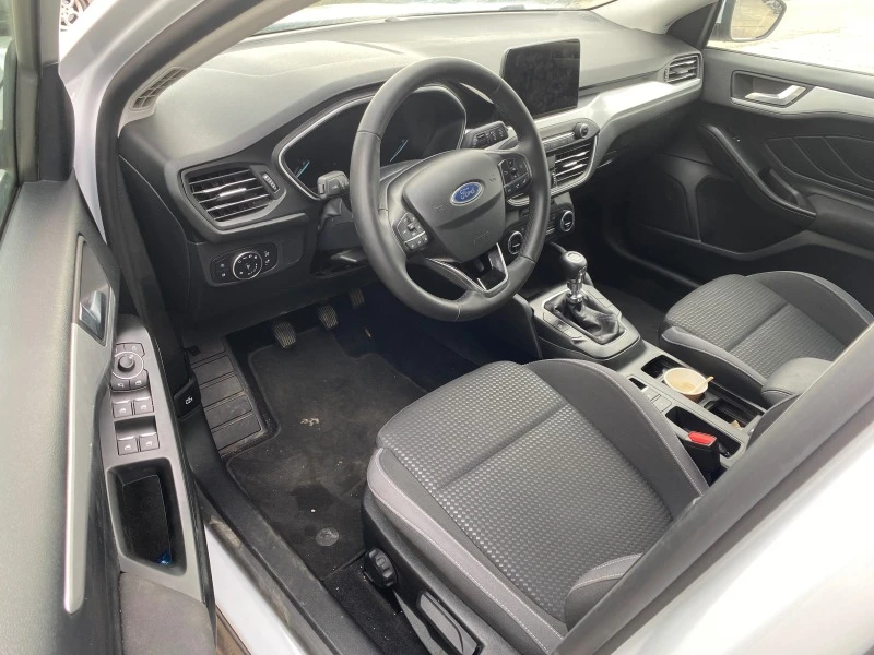 Ford Focus 1.0 EcoBoost, снимка 8 - Автомобили и джипове - 43257504