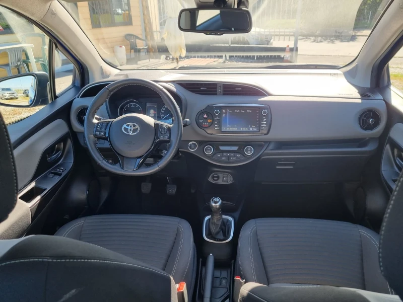 Toyota Yaris 1.0 VVT-I * ULTIMATE* , снимка 11 - Автомобили и джипове - 47447189