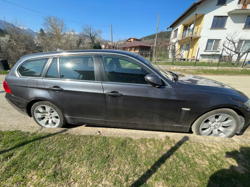 BMW 325 XI, снимка 4 - Автомобили и джипове - 47645354