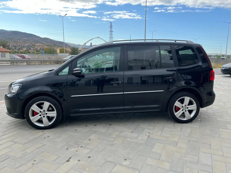 VW Touran 2.0TDI, снимка 6 - Автомобили и джипове - 47961570