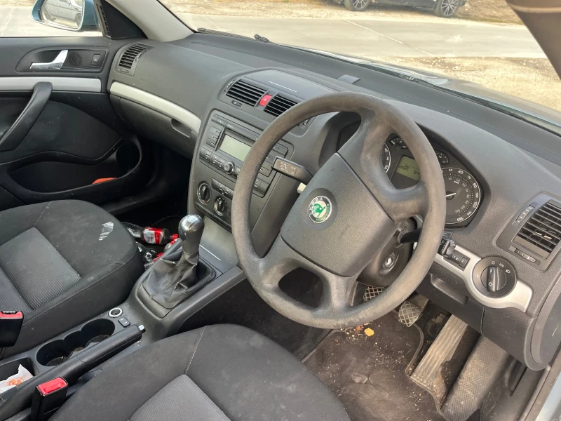 Skoda Octavia 1.9tdi, снимка 7 - Автомобили и джипове - 48115219