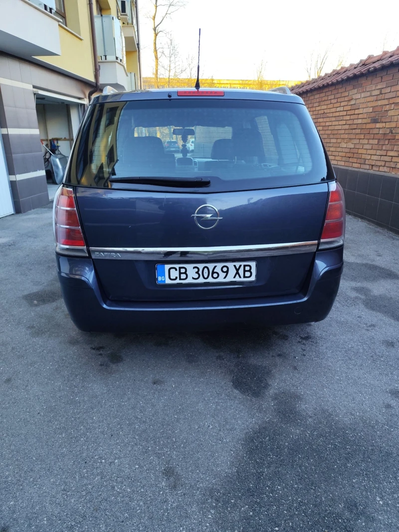 Opel Zafira 1.6 COSMO фабрична газ 6+ 1, снимка 3 - Автомобили и джипове - 48604468