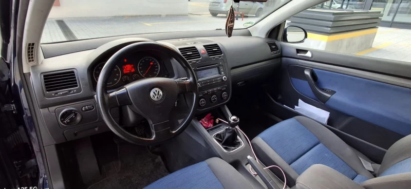 VW Golf 1.4 ПЕРФЕКТЕН, снимка 6 - Автомобили и джипове - 49233728