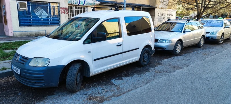 VW Caddy 2.0 6+ 1 темпомат Ecofuel, снимка 2 - Автомобили и джипове - 52268208