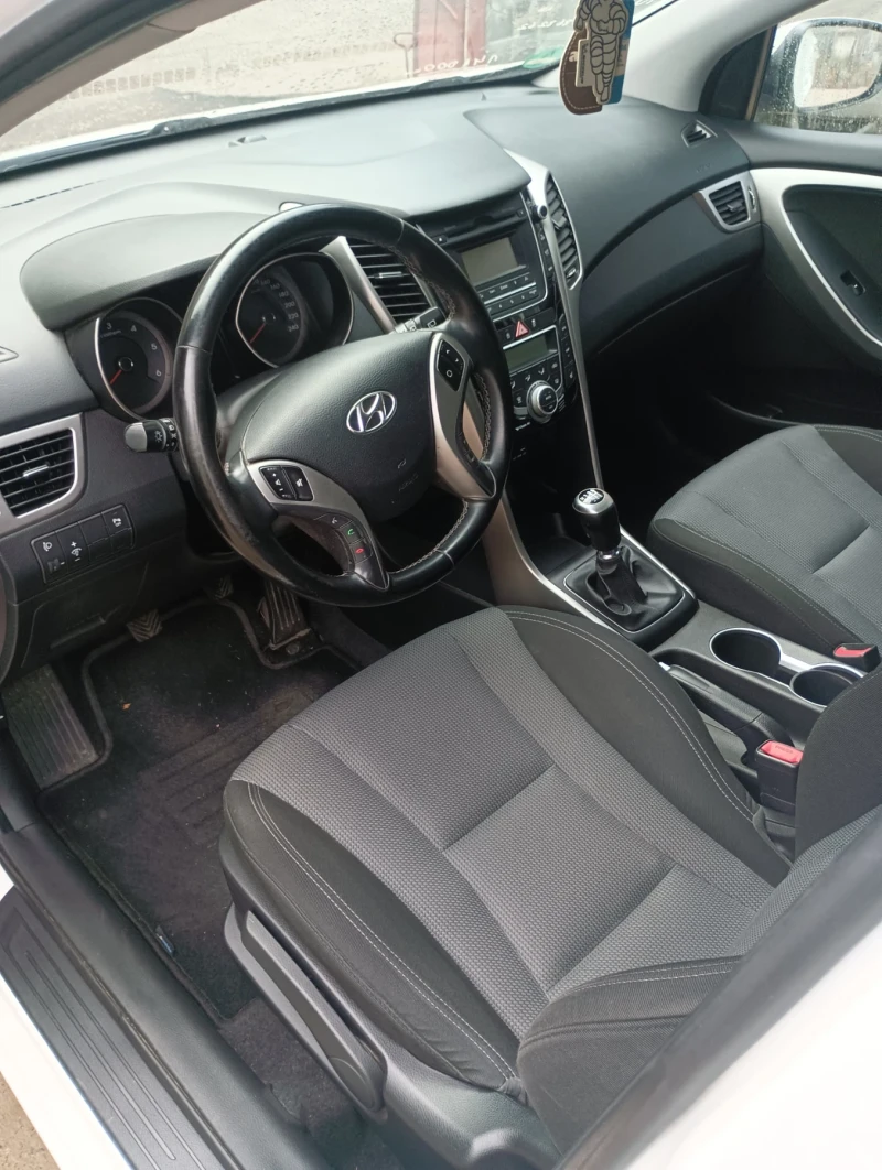 Hyundai I30 1.4 Crdi , снимка 7 - Автомобили и джипове - 51478270