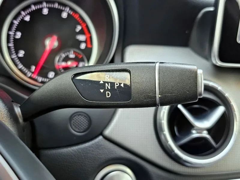 Mercedes-Benz CLA 250  4Matic, снимка 17 - Автомобили и джипове - 55738635