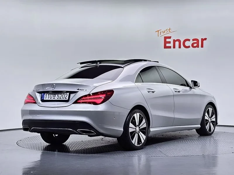 Mercedes-Benz CLA 250  4Matic, снимка 3 - Автомобили и джипове - 55738635