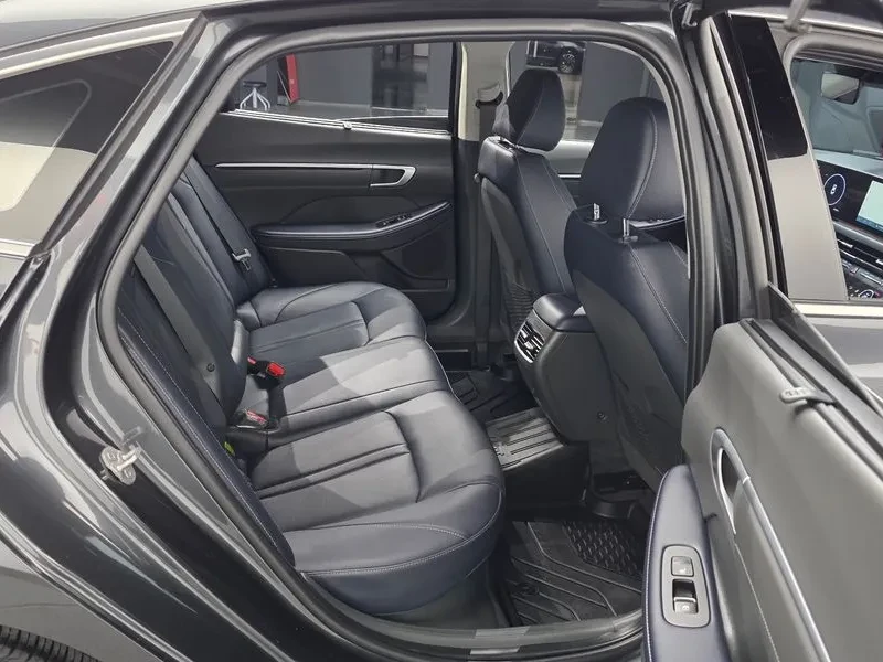 Hyundai Sonata Exclusive* ПОДГРЕВ* ОБДУХВАНЕ* 360 КАМЕРИ* MEMORY, снимка 12 - Автомобили и джипове - 56585929