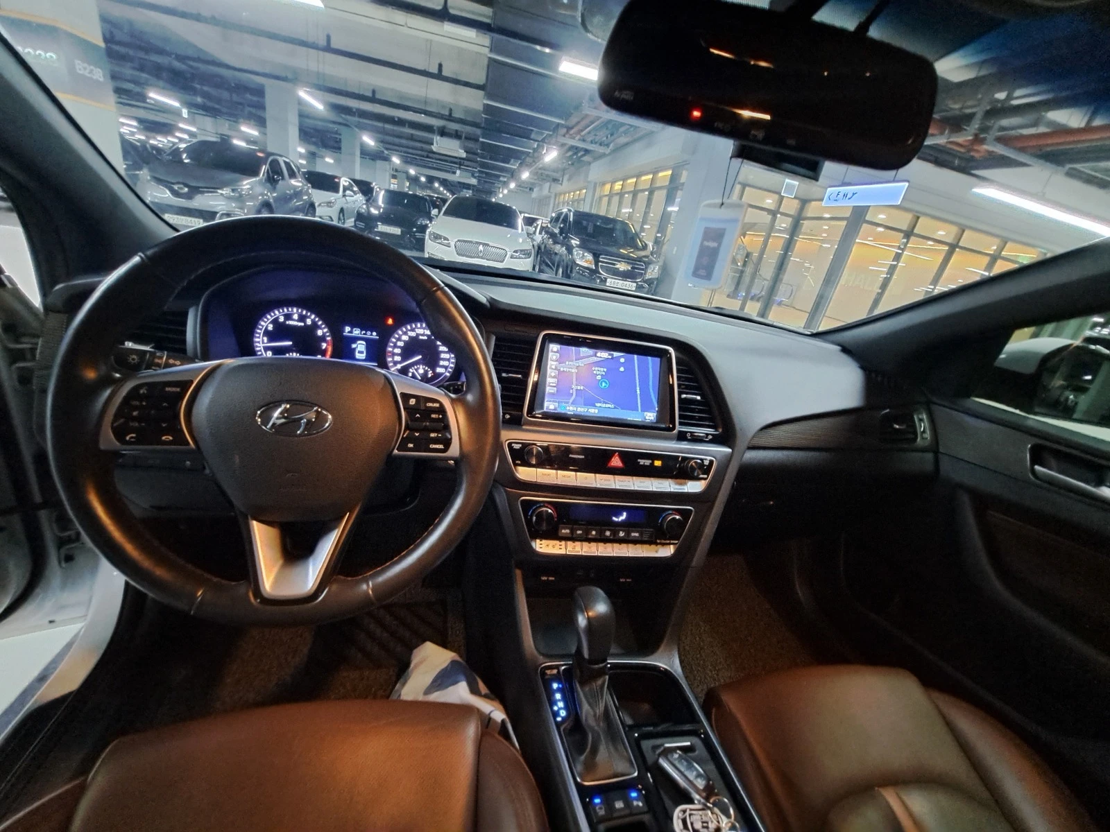 Hyundai Sonata 2.0i газ, подгряване, обдухване, 360% камери, гара - изображение 10