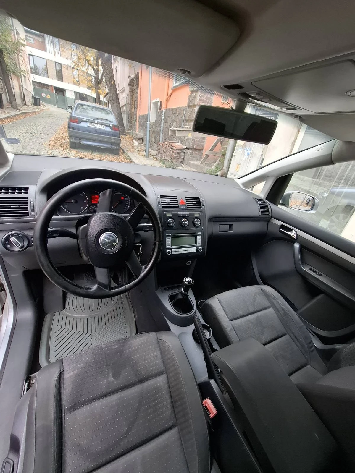 VW Touran TDI 2.0 - изображение 5