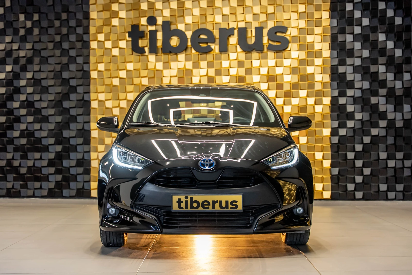 Toyota Yaris 1.5 Hybrid - изображение 3