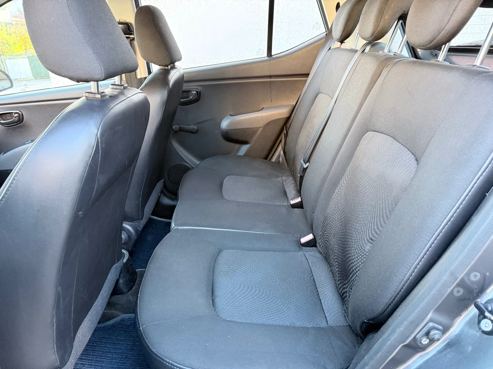 Hyundai I10 Face-Lift първи собственик Газ-Бензин - изображение 10