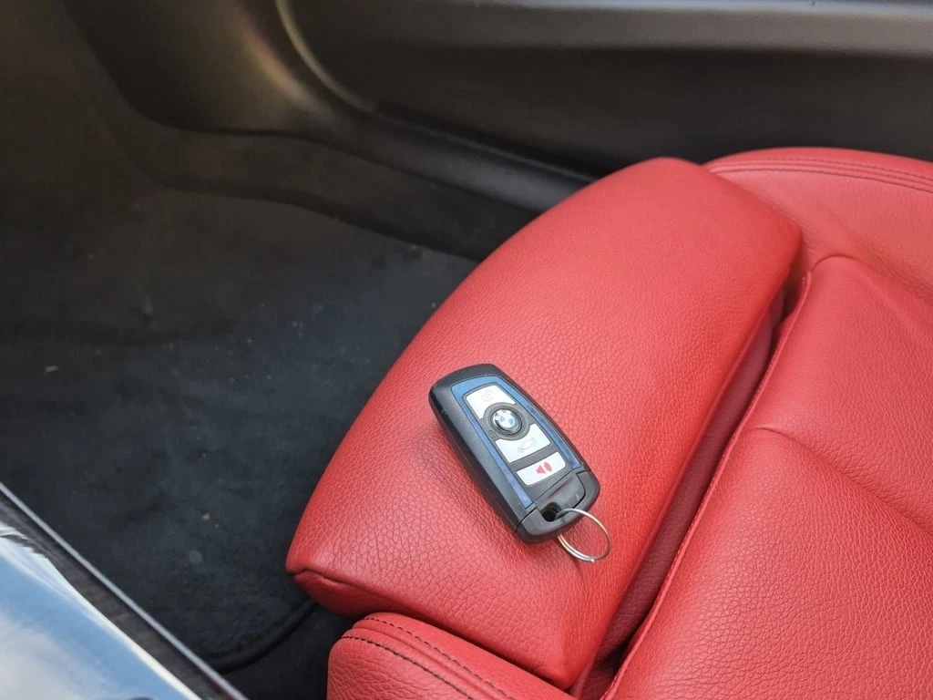 BMW 330 * 330I XDRIVE * CARFAX * ���� �� �� | Mobile.bg � ����������� 8