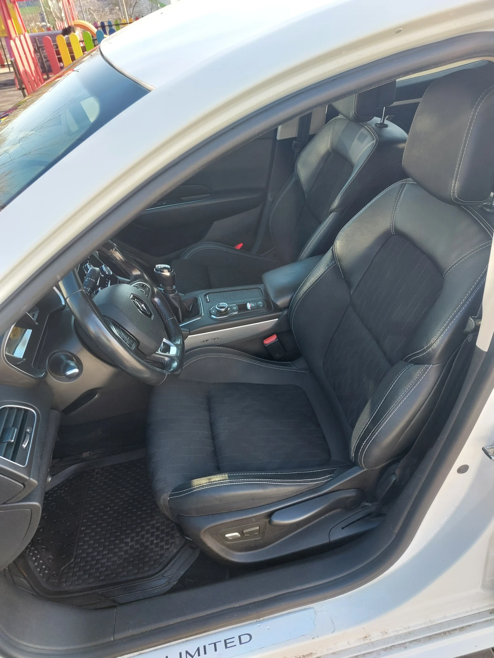 Renault Talisman 1.7 dCi 120к.с, снимка 14 - Автомобили и джипове - 53713799