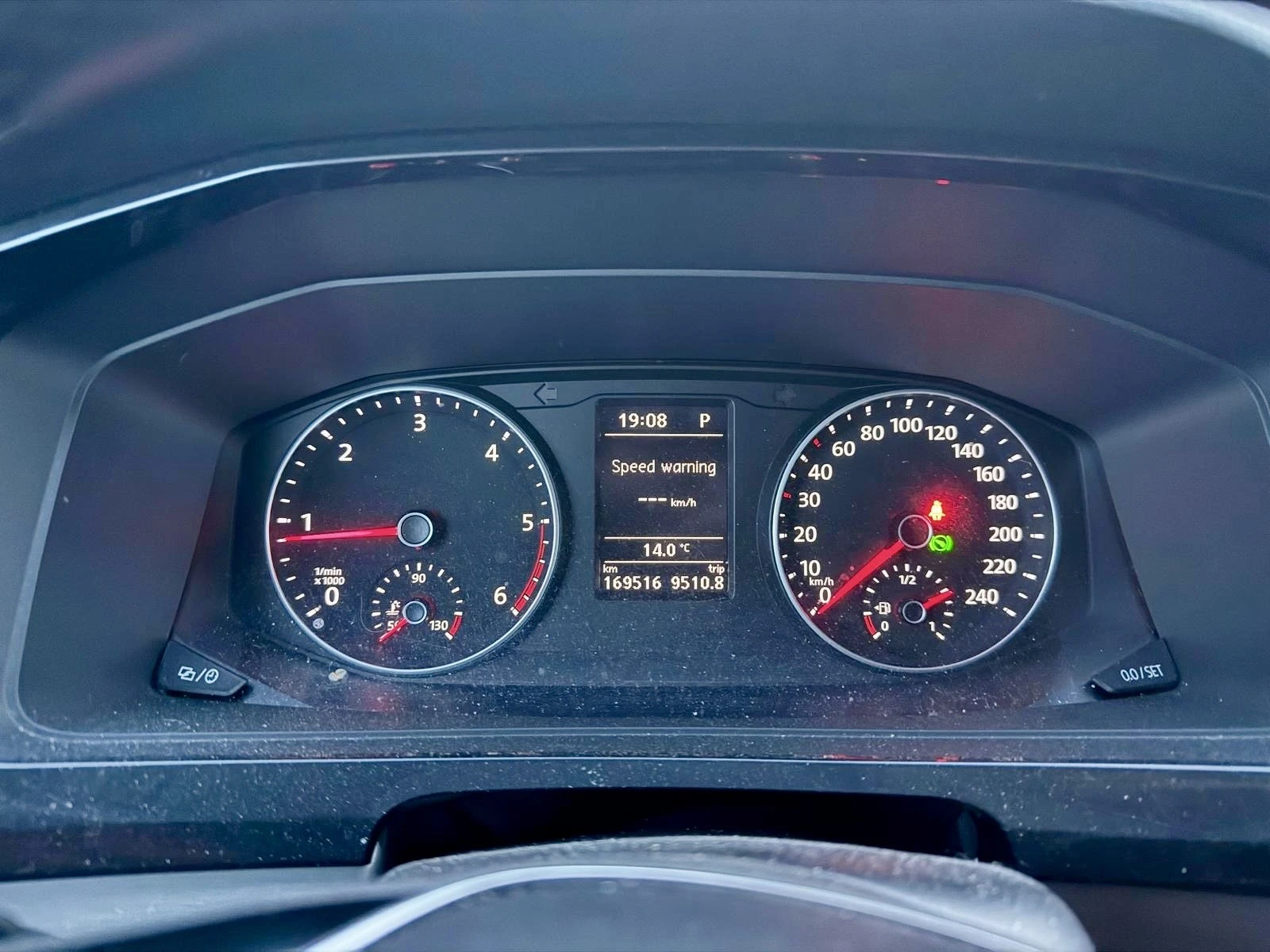 VW Multivan California Beach TDI T6, снимка 11 - Автомобили и джипове - 54744916