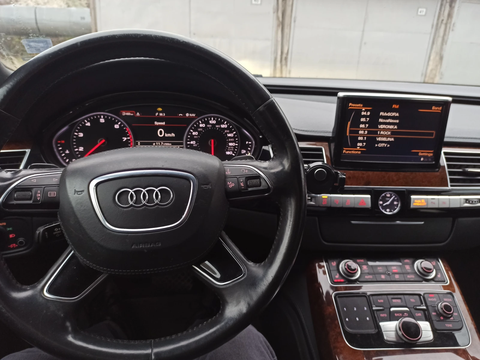 Audi A8 3.0 TSFI, снимка 8 - Автомобили и джипове - 54196470