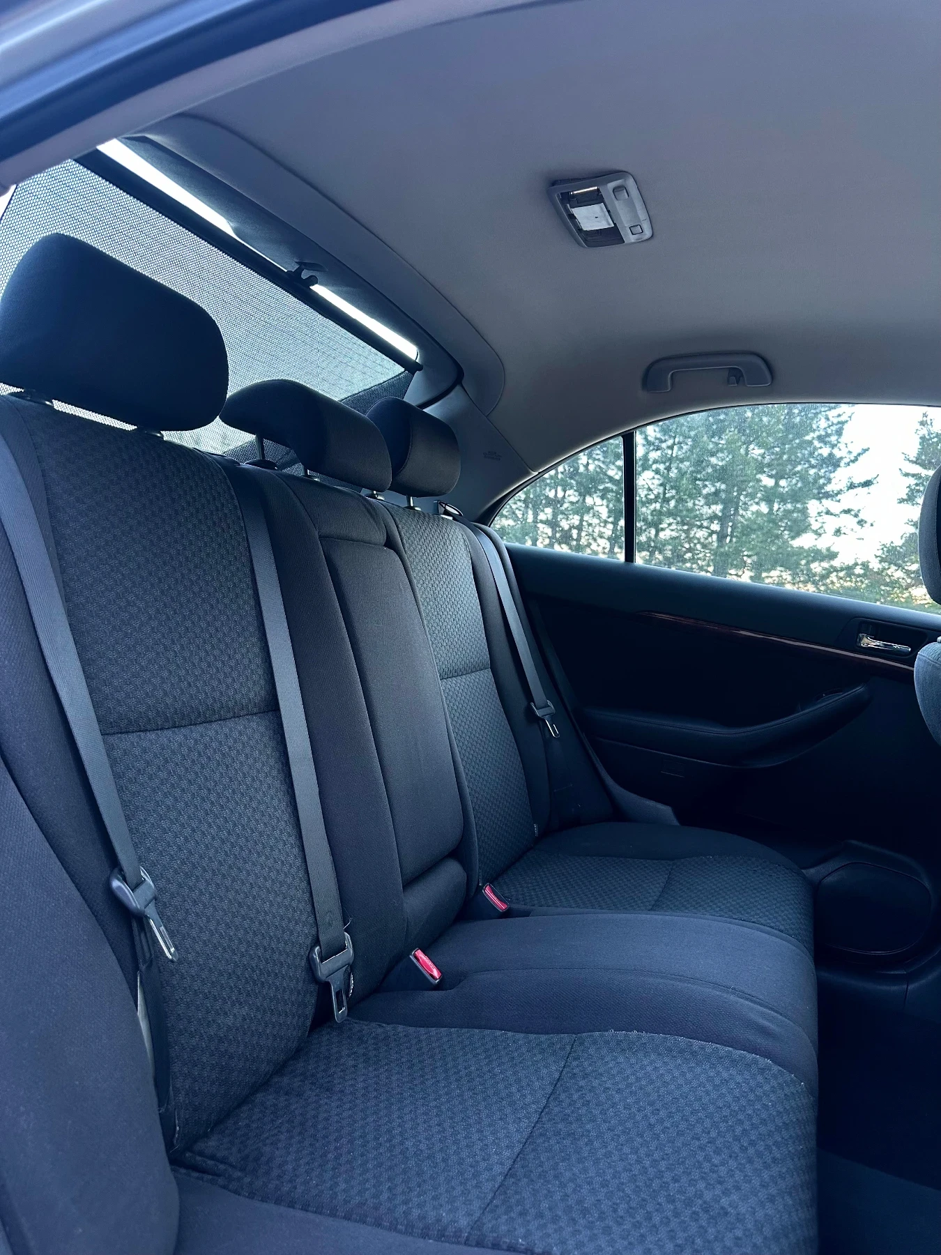Toyota Avensis 2.0d, снимка 9 - Автомобили и джипове - 54598680