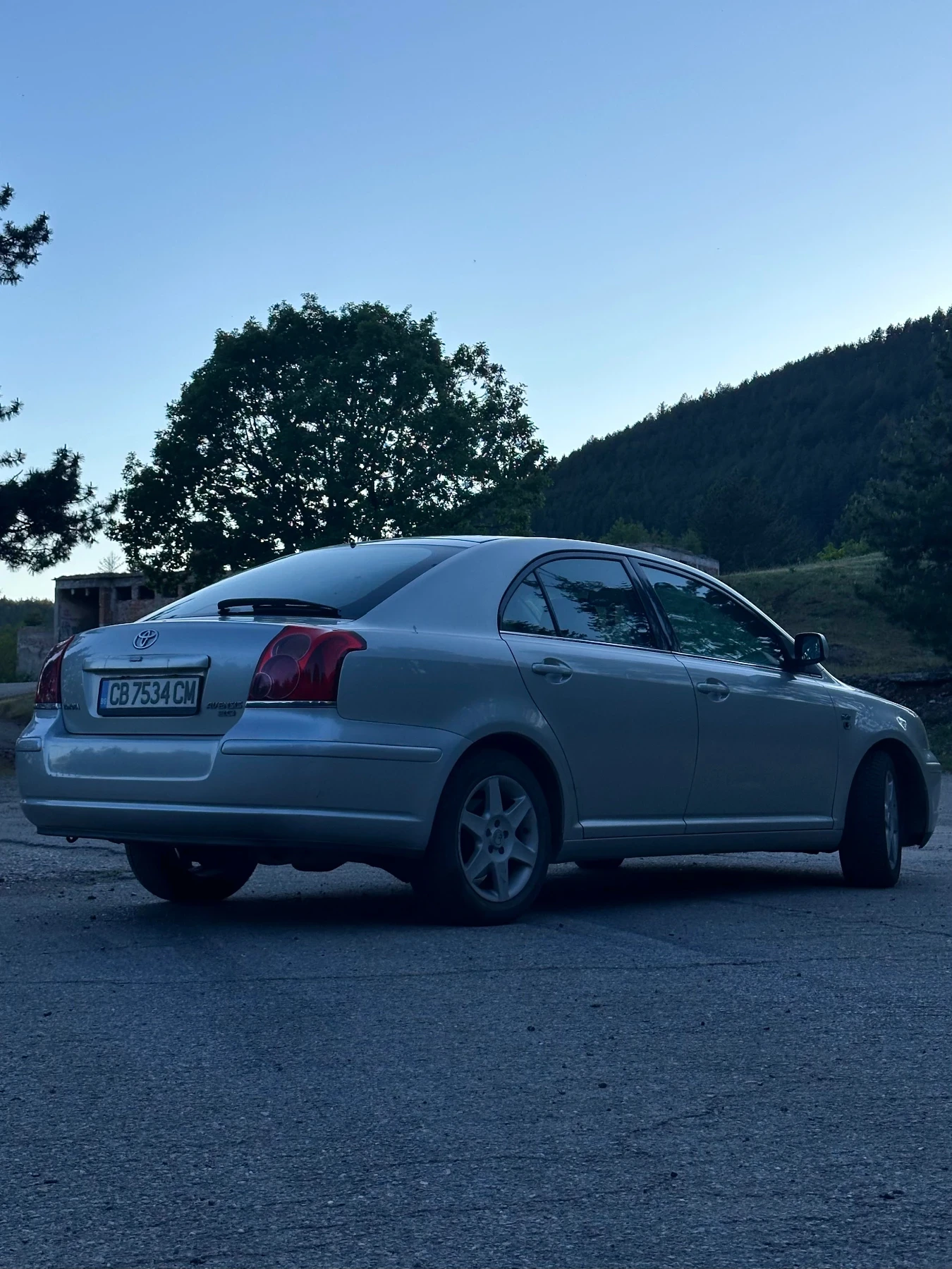 Toyota Avensis 2.0d, снимка 3 - Автомобили и джипове - 54598680