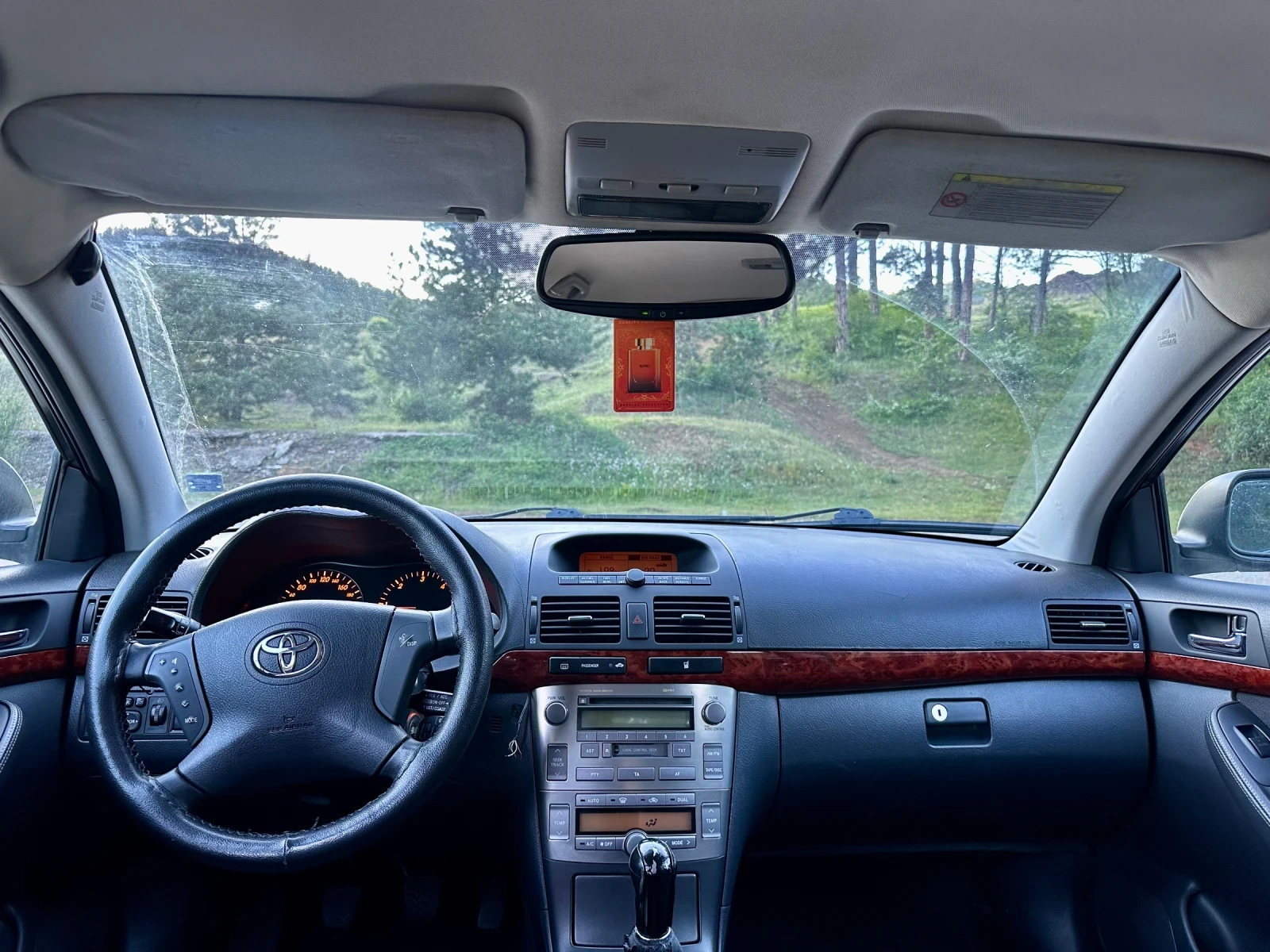 Toyota Avensis 2.0d, снимка 6 - Автомобили и джипове - 54598680