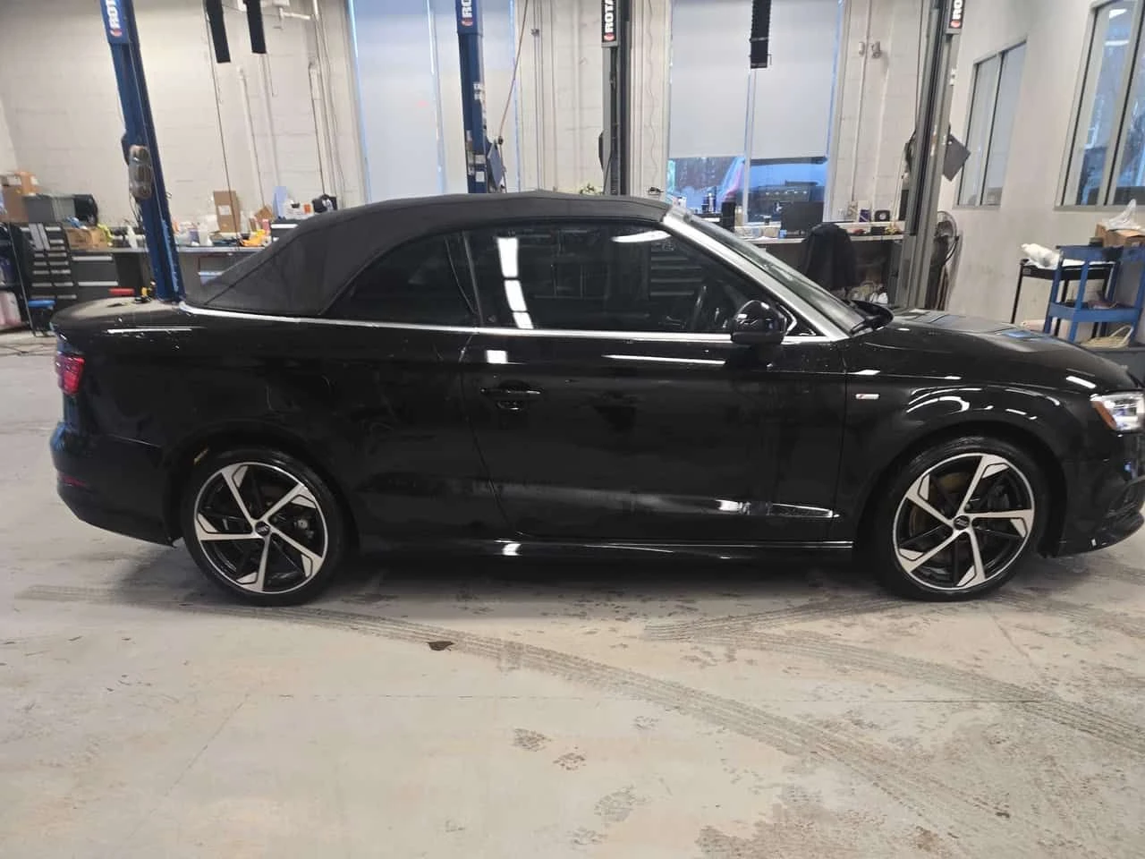 Audi A3 Progressiv / CAMERA / ПОДГРЕВИ / КАБРИО , снимка 3 - Автомобили и джипове - 54627535
