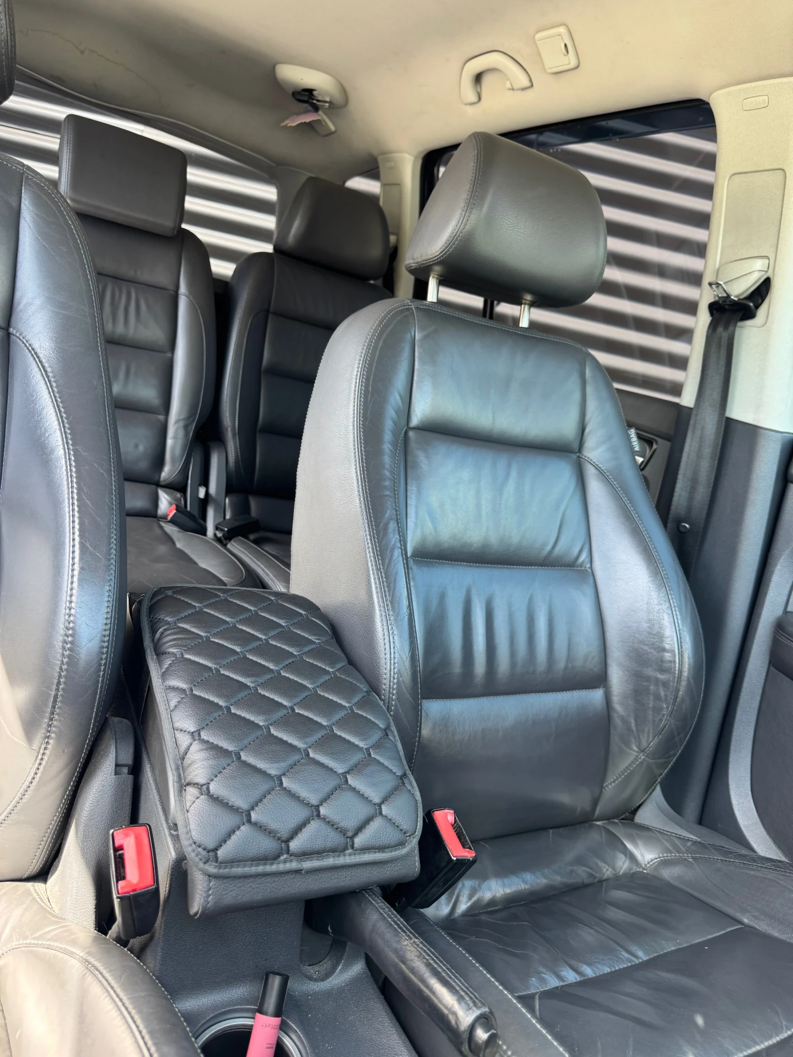 VW Touran, снимка 6 - Автомобили и джипове - 54682189