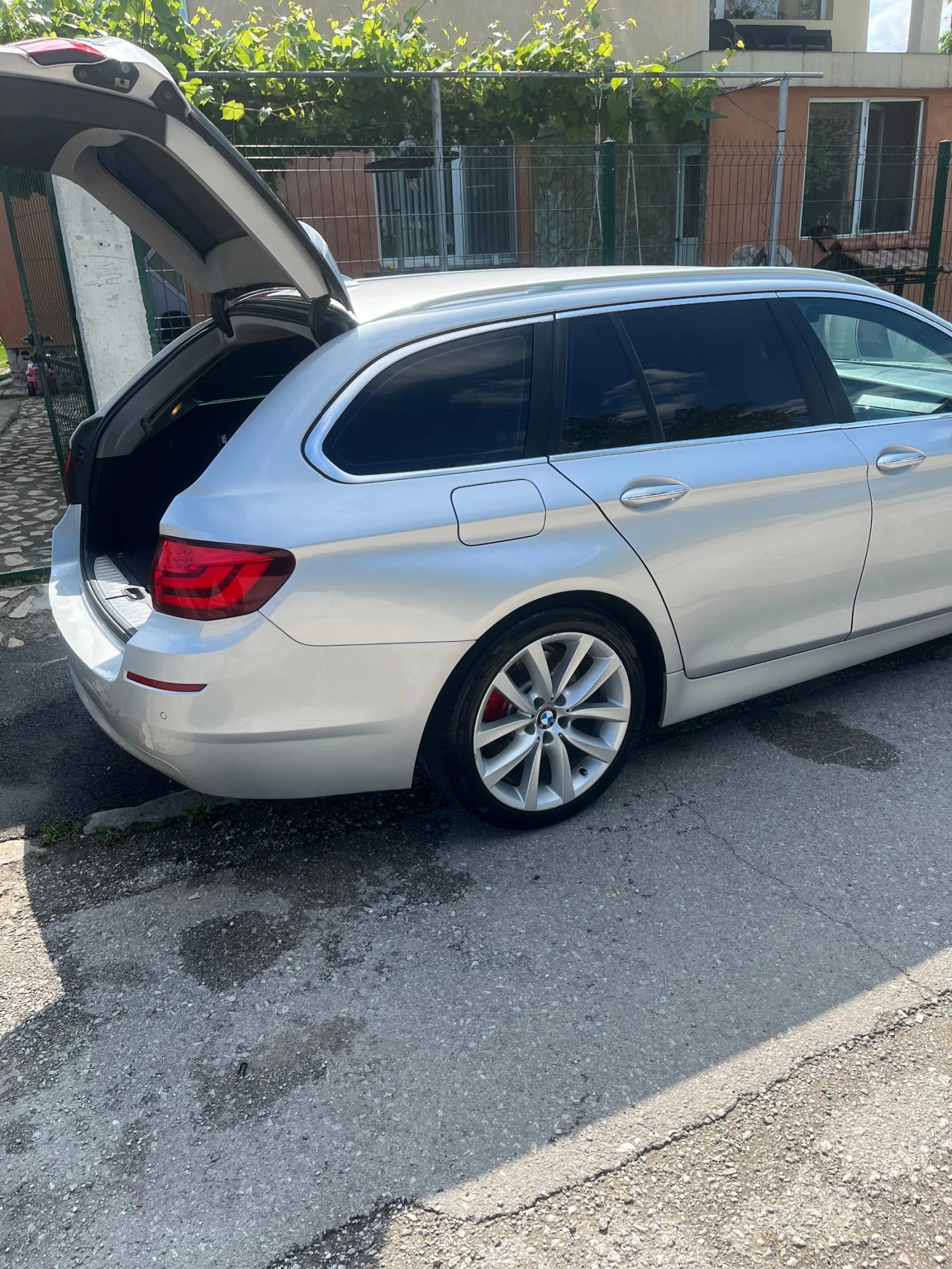 BMW 530 F11, снимка 4 - Автомобили и джипове - 55049877