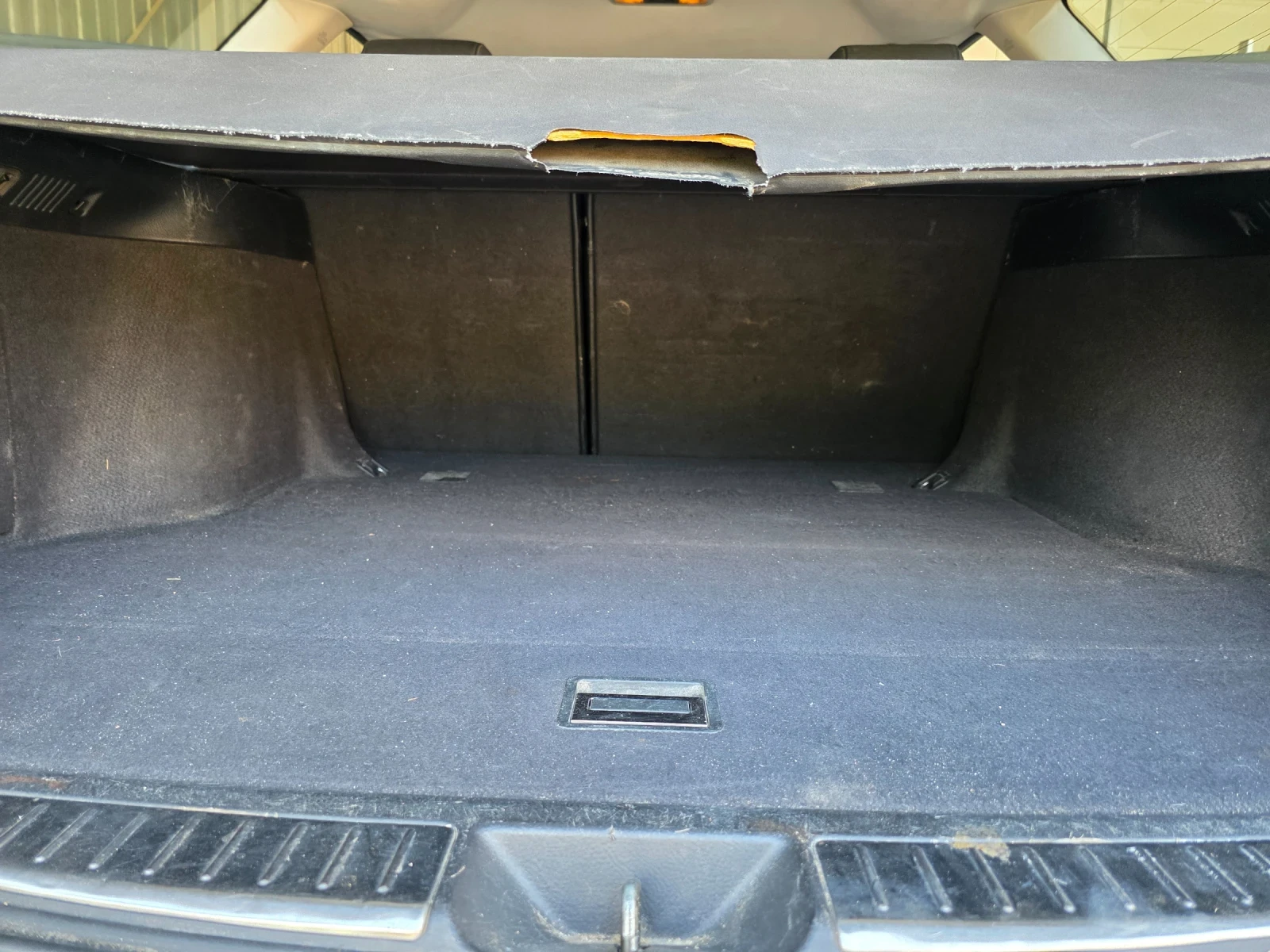 Toyota Avensis Комби, снимка 14 - Автомобили и джипове - 55617594