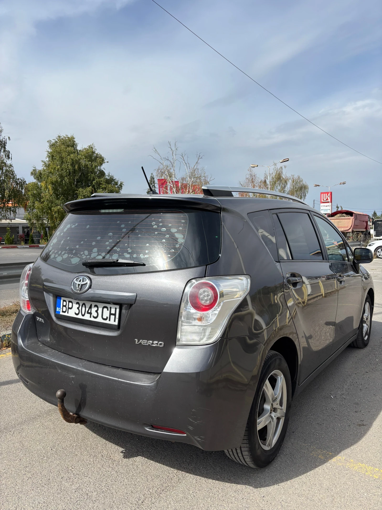 Toyota Verso 2.0 D-4D, снимка 5 - Автомобили и джипове - 56227361